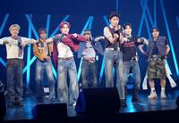 　プレデビュー曲「ＦＯＲＥＶＥＲ　ＢＬＵＥ」を披露し躍動するＴＡＧＲＩＧＨＴ