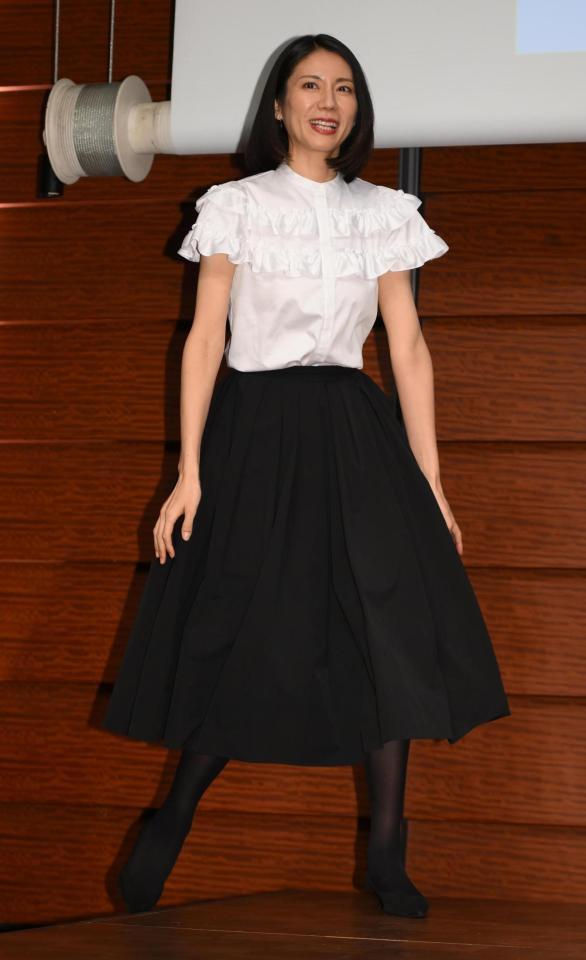 　登壇する松下奈緒（撮影・堀内翔）