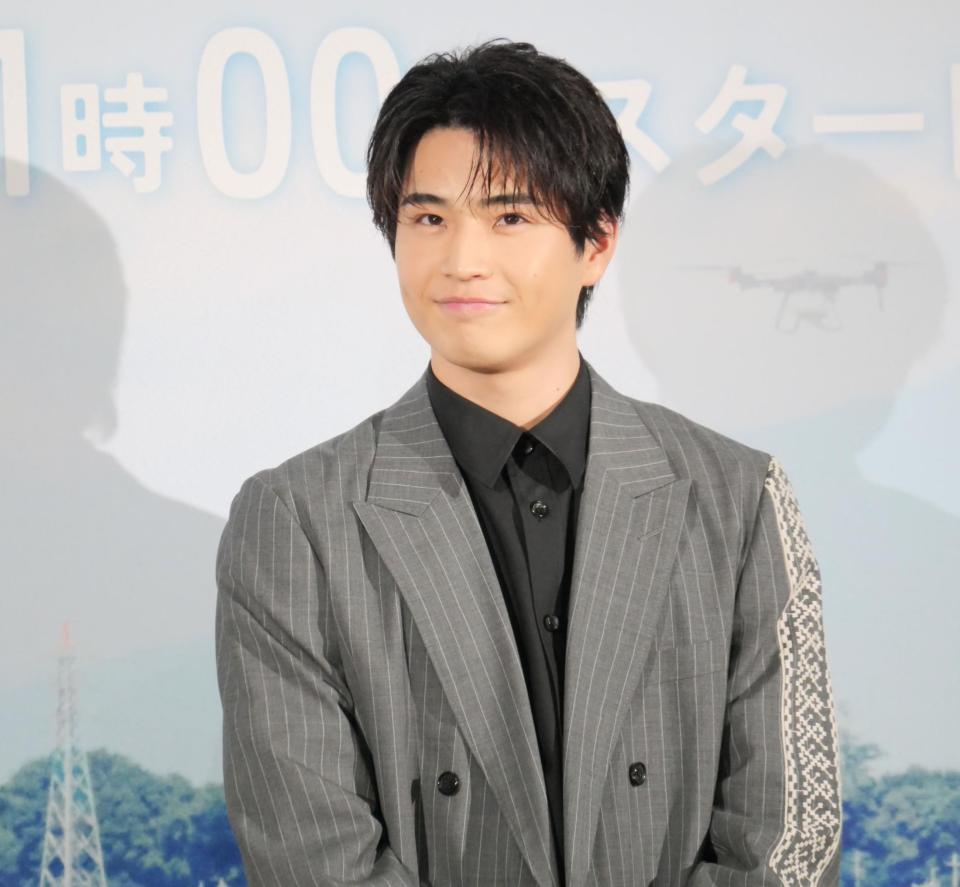 　会見に出席した中沢元紀