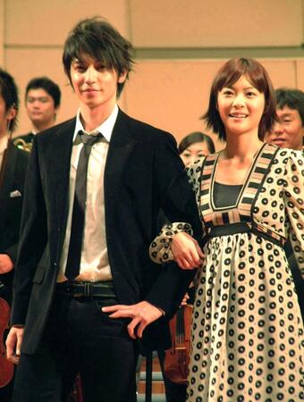 　「月９」で共演する玉木宏、上野樹里（右）＝２００６年撮影