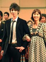 　「月９」で共演する玉木宏、上野樹里（右）＝２００６年撮影