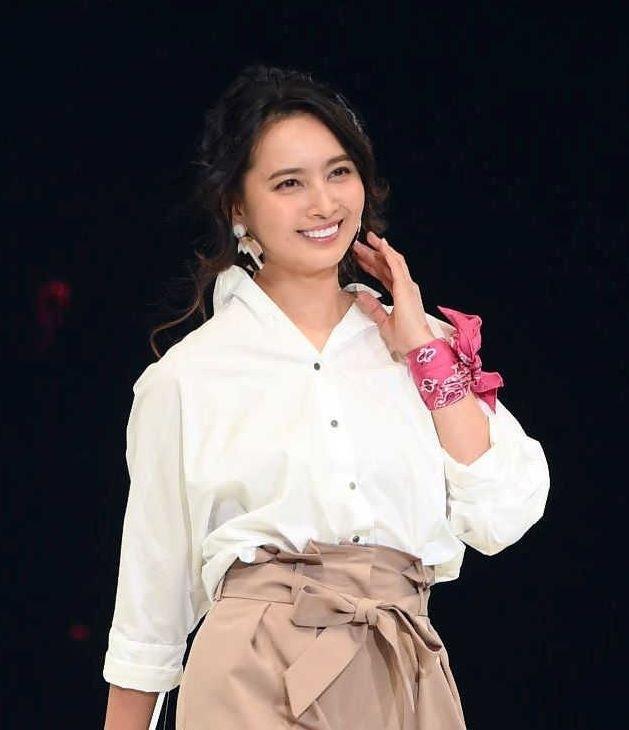 加藤夏希（２０１６年）