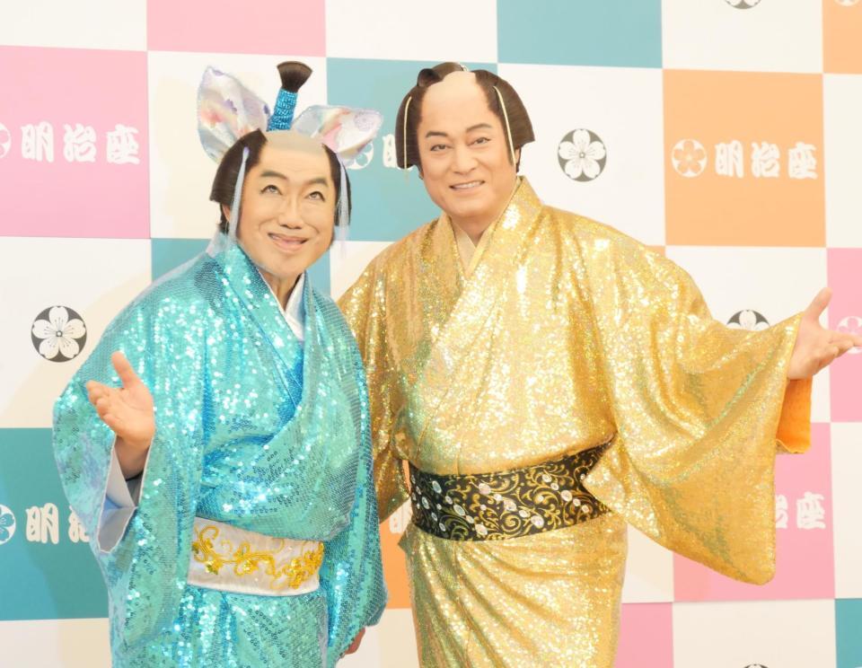 取材会に出席したコロッケ（左）と松平健