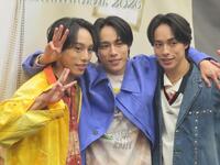 ワンマンイベントを開催した佐藤三兄弟の（左から）綾人、颯人、嘉人