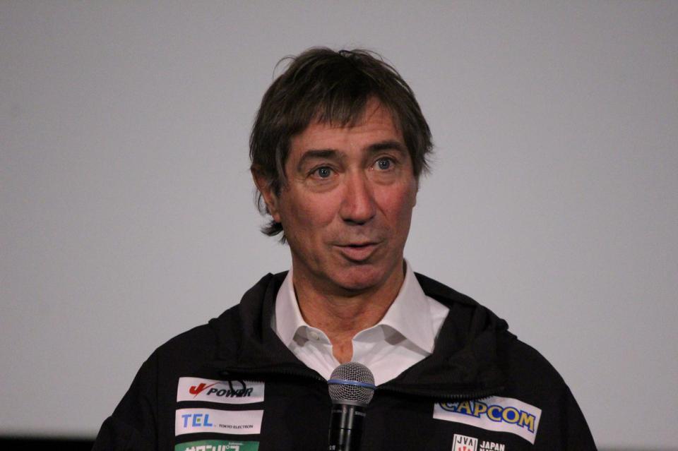 　舞台あいさつに登壇したバレーボール男子日本代表のロラン・ティリ監督