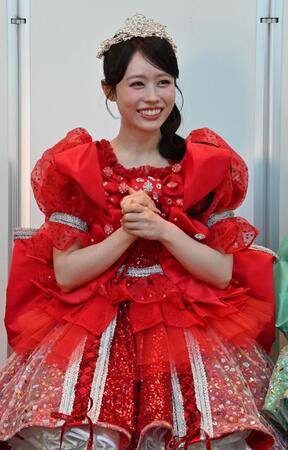 　「渋谷区はたちのつどい」にアトラクション出演したＣＵＴＩＥ　ＳＴＲＥＥＴ・佐野愛花（撮影・持木克友）