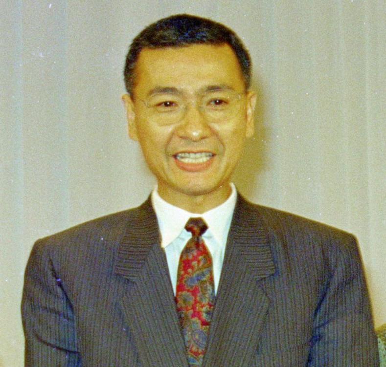 　「ニュースステーション」１０周年記念パーティーで笑顔を見せる久米宏さん＝１９９５年９月