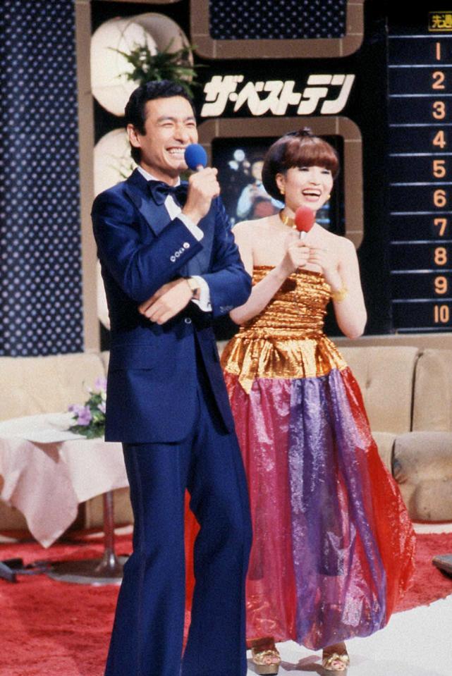 　「ザ・ベストテン」で共演した久米宏さん（左）と黒柳徹子（写真提供ＴＢＳ）