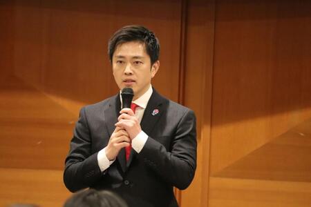 全体会議に出席した吉村洋文大阪府知事