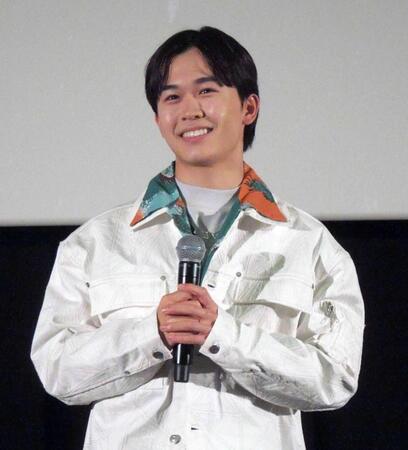 　完成披露舞台あいさつに登壇した主演の鈴木福