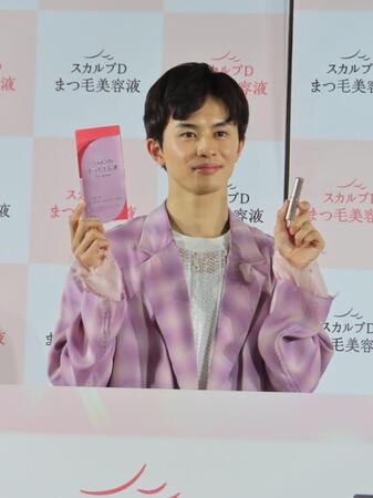 　イベントに出席した草川拓弥