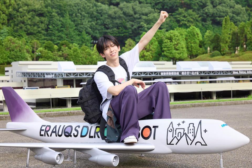 超特急リョウガトレーディングカード「ＲＹＯＧＡ　ＴＨＥ　ＣＡＲＤ～Ｅｔｅｒｎａｌ　Ｍｏｍｅｎｔ～」ⓒＳＤＰ