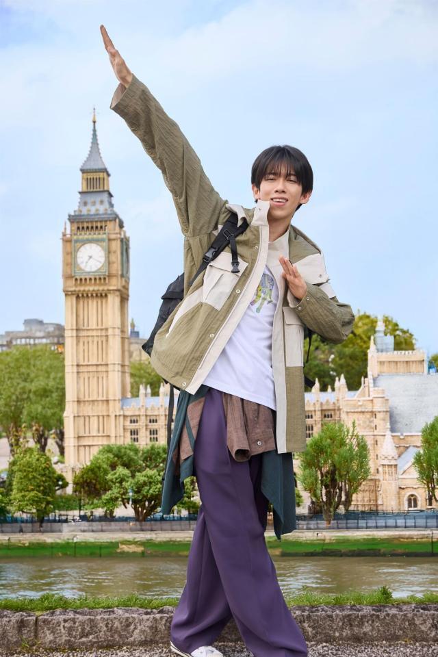 超特急リョウガトレーディングカード「ＲＹＯＧＡ　ＴＨＥ　ＣＡＲＤ～Ｅｔｅｒｎａｌ　Ｍｏｍｅｎｔ～」ⓒＳＤＰ