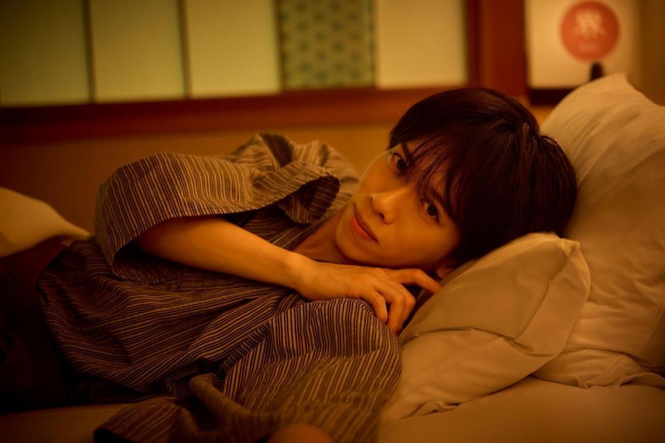 超特急リョウガトレーディングカード「ＲＹＯＧＡ　ＴＨＥ　ＣＡＲＤ～Ｅｔｅｒｎａｌ　Ｍｏｍｅｎｔ～」ⓒＳＤＰ