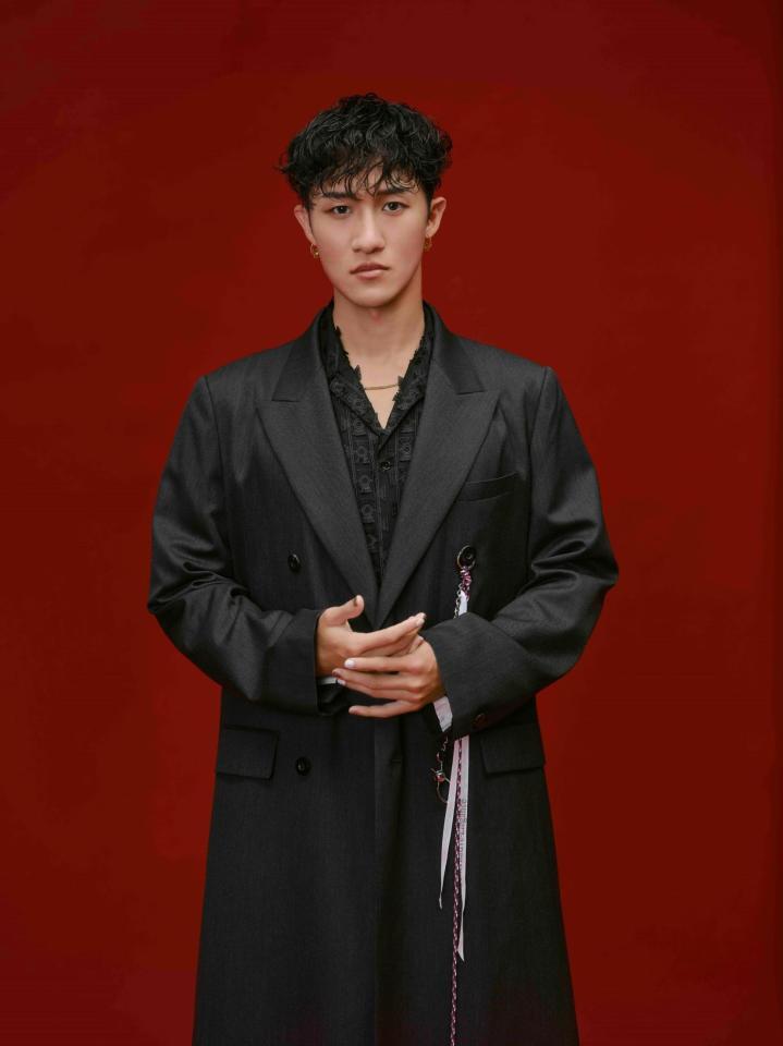 ミュージカル「タイムトラベラーズ・ワイフ」で主演するＳｎｏｗ　Ｍａｎ・岩本照