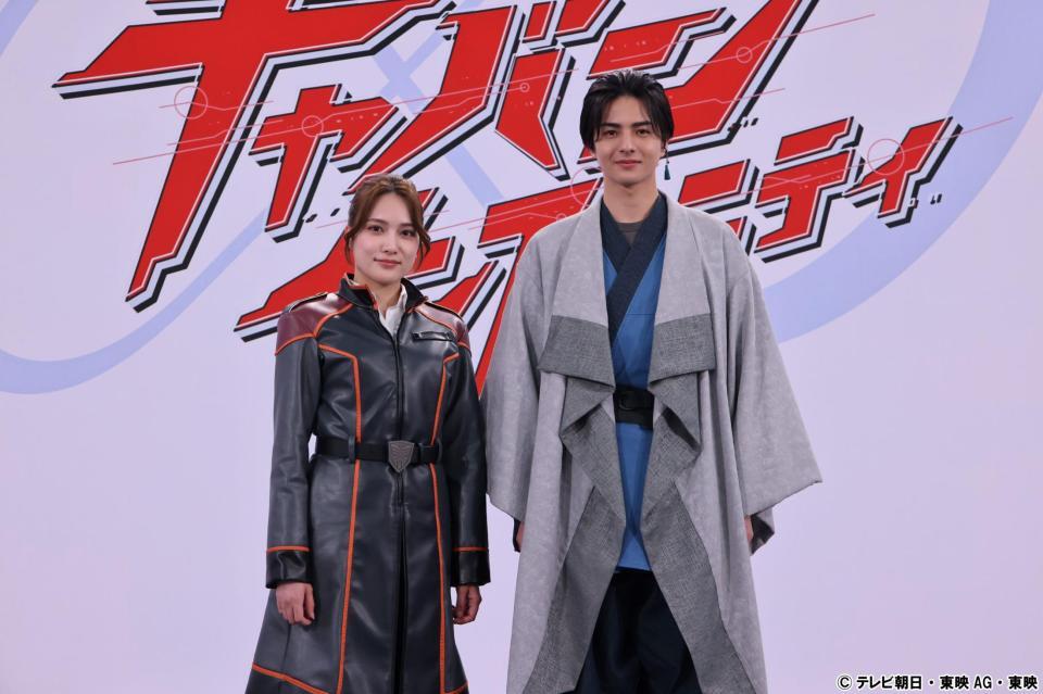 新キャストの（左から）入山杏奈・赤羽流河