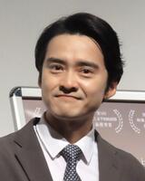 死去した撮影カメラマンを思い涙する木ノ本嶺浩