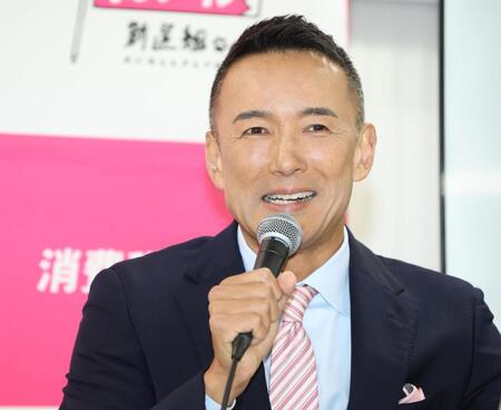 議員辞職について説明するれいわ新選組・山本太郎代表（撮影・金田祐二）
