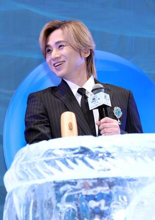 映画「劇場版転生したらスライムだった件　蒼海の涙編」完成披露試写会に登場した堂本光一（撮影・伊藤笙子）