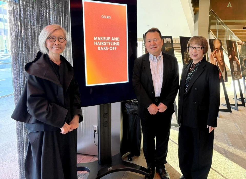 Ｂａｋｅ　Ｏｆｆに参加した（左から）ヘアメイクの豊川京子氏、歌舞伎床山の西松忠氏、歌舞伎メイクの日比野直美氏