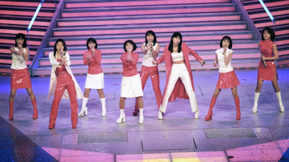 １９９８年、紅白歌合戦に初出場したモーニング娘。