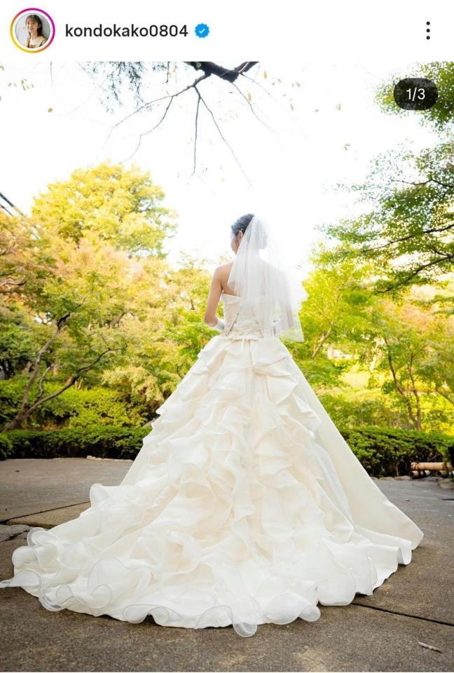 昨年、挙式したことを報告した１月１８日付の近藤夏子アナのインスタグラム＠ｋｏｎｄｏｋａｋｏ０８０４より