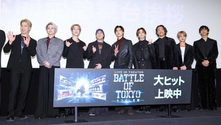 　（左から）陣、与那嶺瑠唯、藤原樹、世界、堀夏喜、中島颯太、剣、半田龍臣、ＷＥＥＳＡ