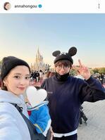 本郷杏奈のインスタグラム＠ａｎｎａｈｏｎｇｏｕ（２４年１２月４日付より）