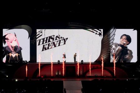 バーチャルＹｏｕＴｕｂｅｒのＭｏｒｉ　Ｃａｌｌｉｏｐｅとコラボした中島健人＝２４日（撮影・田中絢子／田中聖太郎写真事務所）