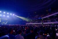 ３年ぶりの来日公演で日本武道館を熱狂させたブライアン・アダムス（撮影・畔柳ユキ）