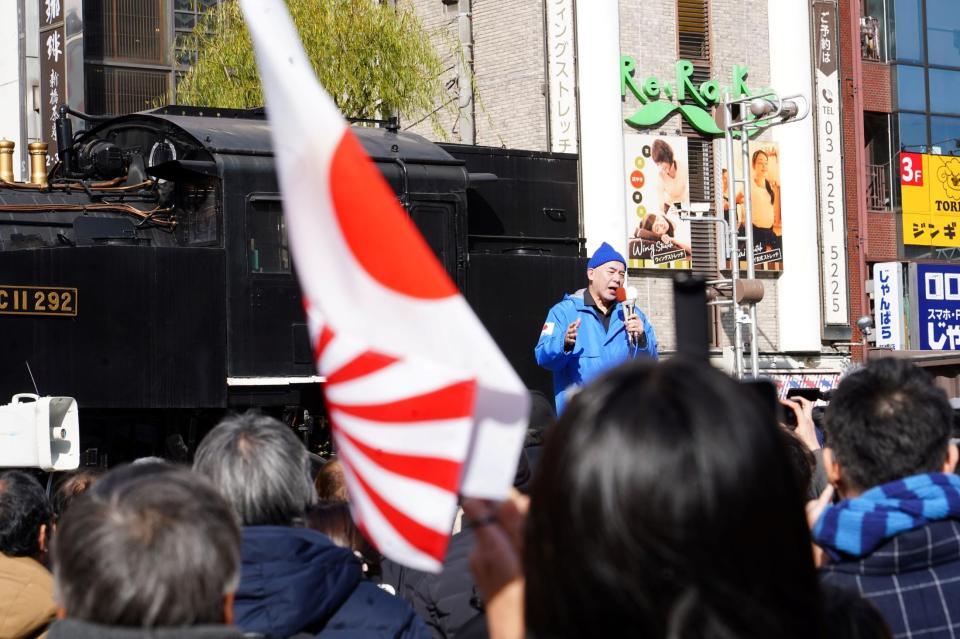 第一声をあげた日本保守党・百田尚樹代表（撮影・高石航平）