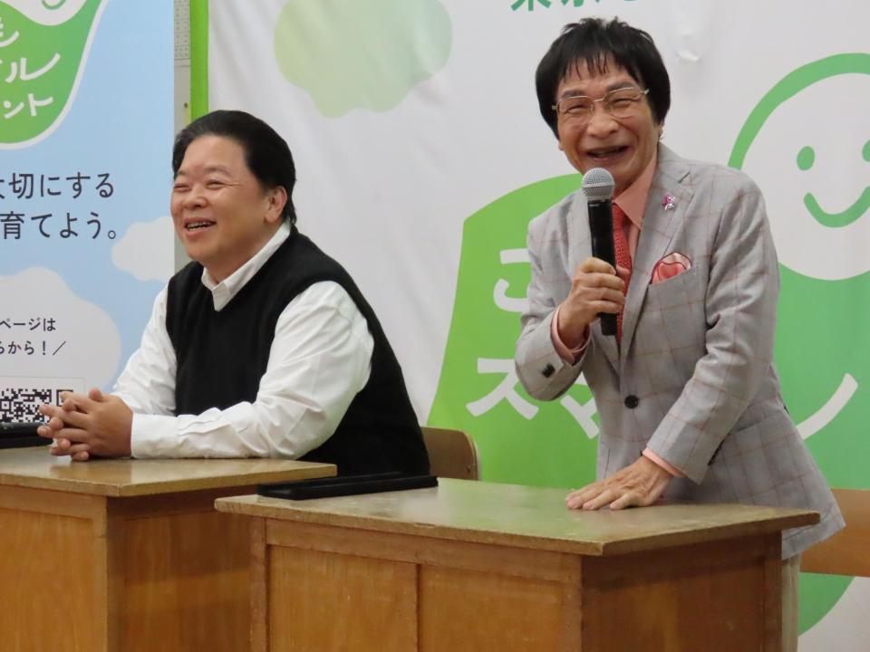 特別授業を行った（左から）伊集院光、尾木直樹氏