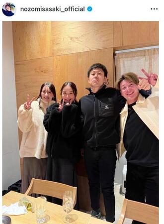 昨年も！右が吉田輝星。佐々木希のインスタグラム＠ｎｏｚｏｍｉｓａｓａｋｉ＿ｏｆｆｉｃｉａｌより 