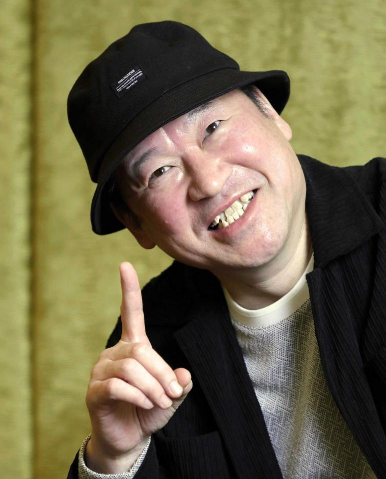 　助演男優賞の佐藤二朗（撮影・西岡正）