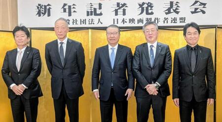 （左から）高橋敏弘氏、松岡宏泰氏、島谷能成氏、吉村文雄氏、夏野剛氏