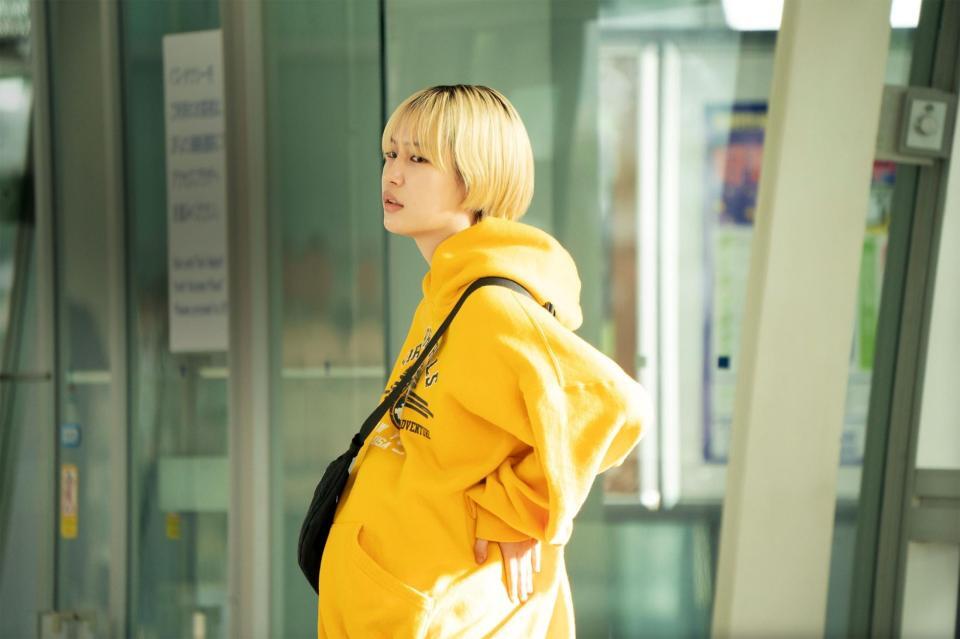 未婚の妊婦を演じる南沙良Ⓒ２０２６「マジカル・シークレット・ツアー」製作委員会