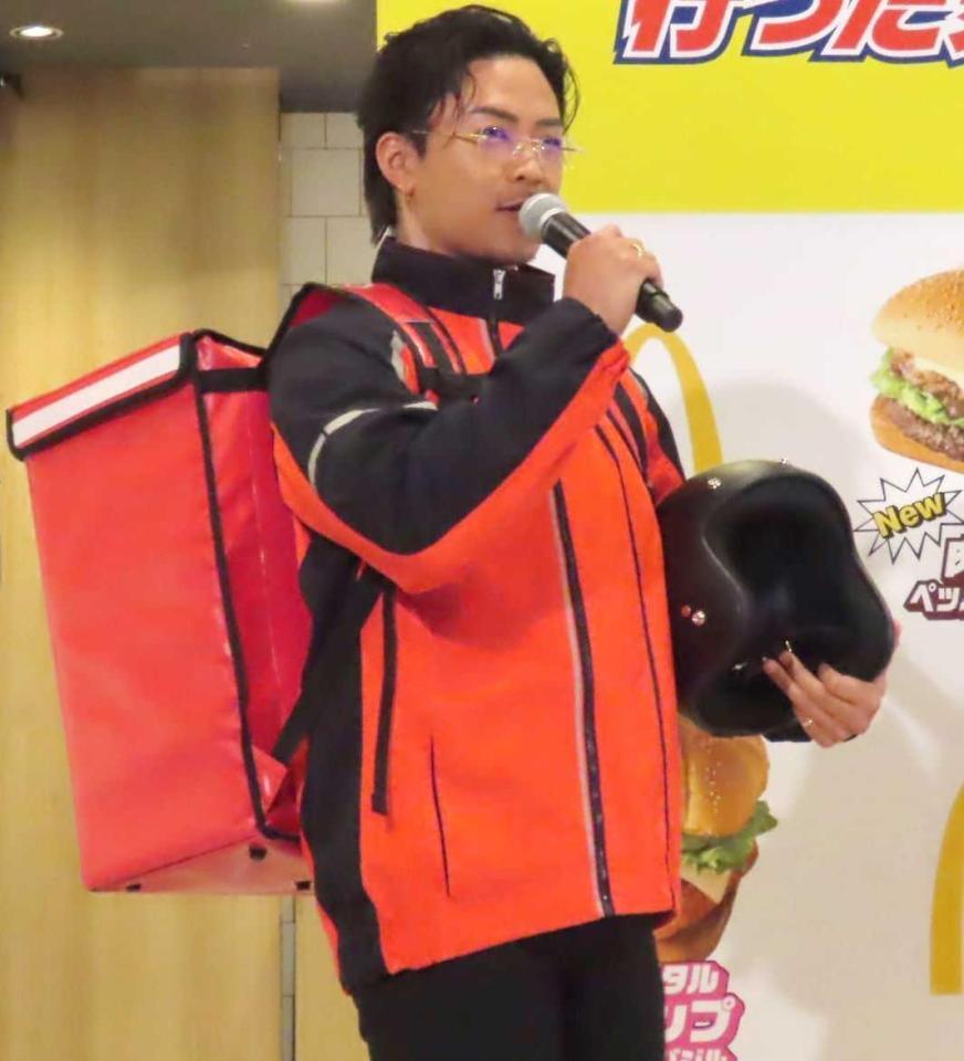 　デリバリースタッフになり登場した数原龍友