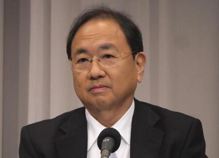 都内で会見したフジテレビの清水賢治社長