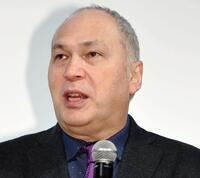 モーリー・ロバートソンさん