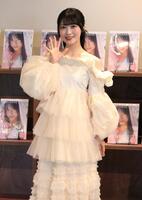 発売記念イベントに出席したＡＫＢ４８の佐藤綺星