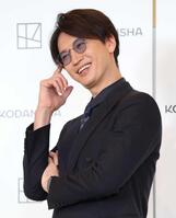 　自身初の著書を発売する大倉忠義（撮影・金田祐二）