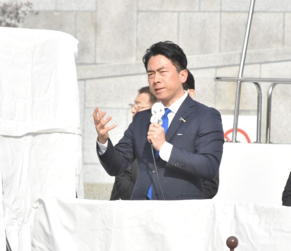 応援演説を行った小泉進次郎防衛大臣＝兵庫県内