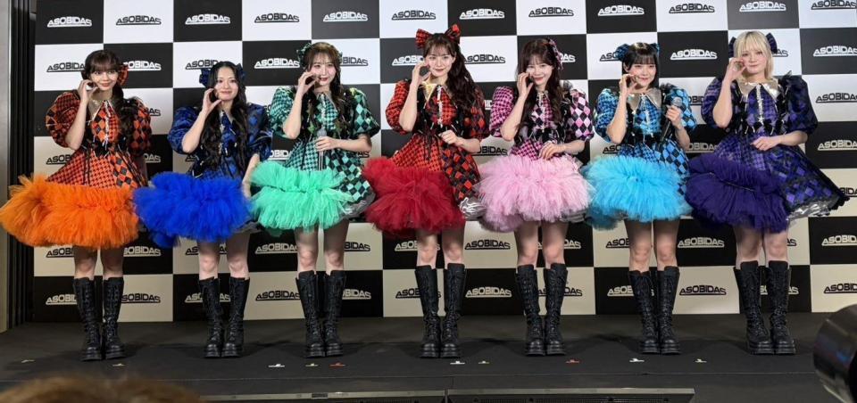 イベントに出席したＣＡＮＤＹ　ＴＵＮＥ