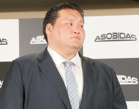 イベントに出席した伊勢ヶ浜親方