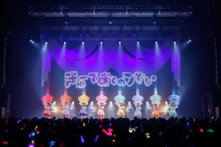 ファンクラブツアーが開幕したＣＵＴＩＥ　ＳＴＲＥＥＴ（撮影：ヨシモリユウナ）