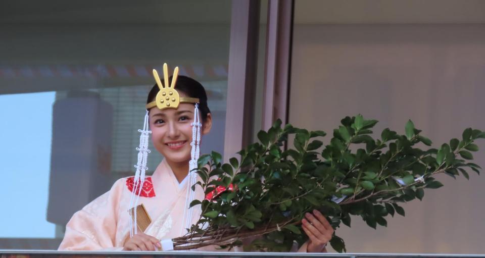 水天宮節分祭に神職として奉仕した平祐奈