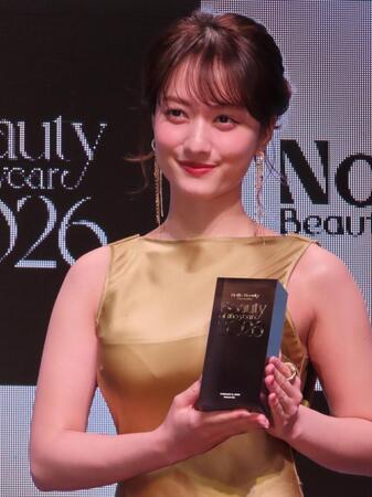 イベントに出席した谷まりあ