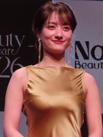 イベントに出席した谷まりあ