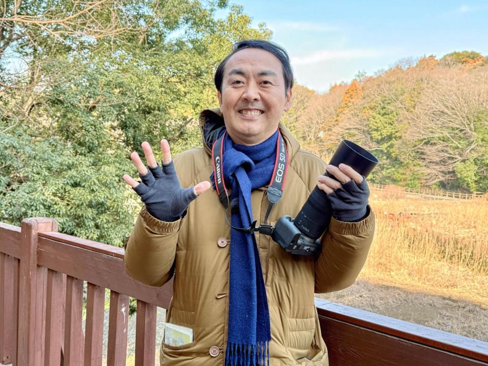 企画提案した「野鳥を見る田中」に出演するアンガールズ・田中卓志【©ＢＳテレ東】