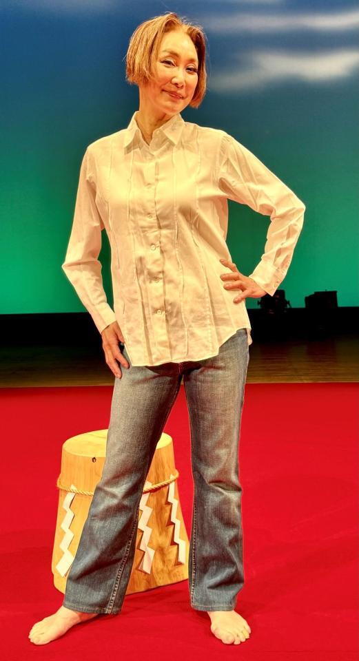 読み語りを披露した浅野温子